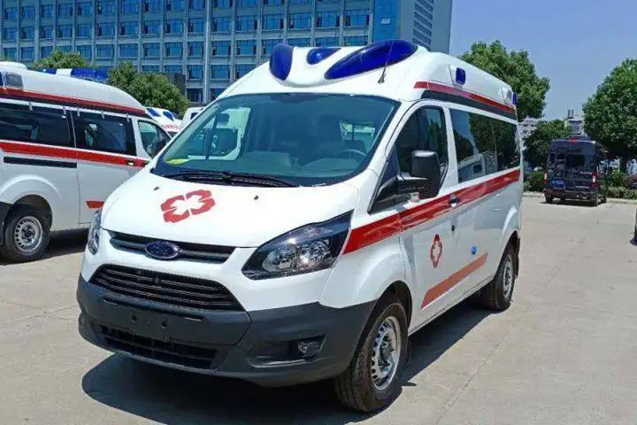 富蕴县长途救护车转院